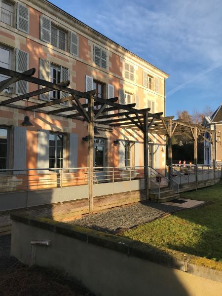pergola qui donne sur le jardin