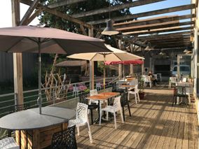 terrasse et sa pergola