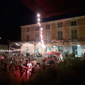 concert sur une place