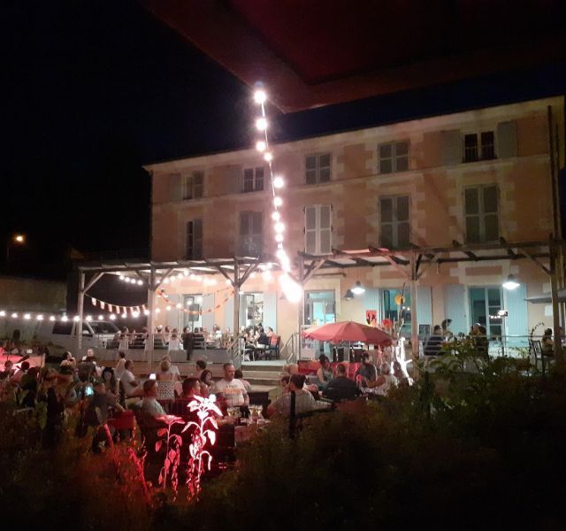 concert sur une place