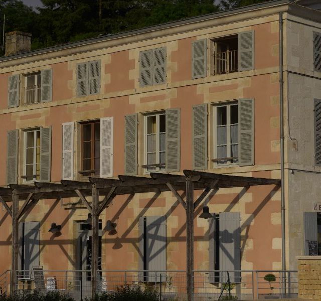 place avec pergola 1